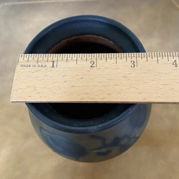 Beautiful Fruit Pattern Handmade Pottery Vase Jar Denmark ? signed - Picture 6 of 8